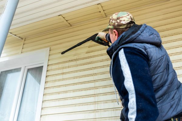Cost of Vinyl Siding Pressure Cleaning in West Chester