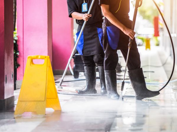 Store Powerwashing in West Chester